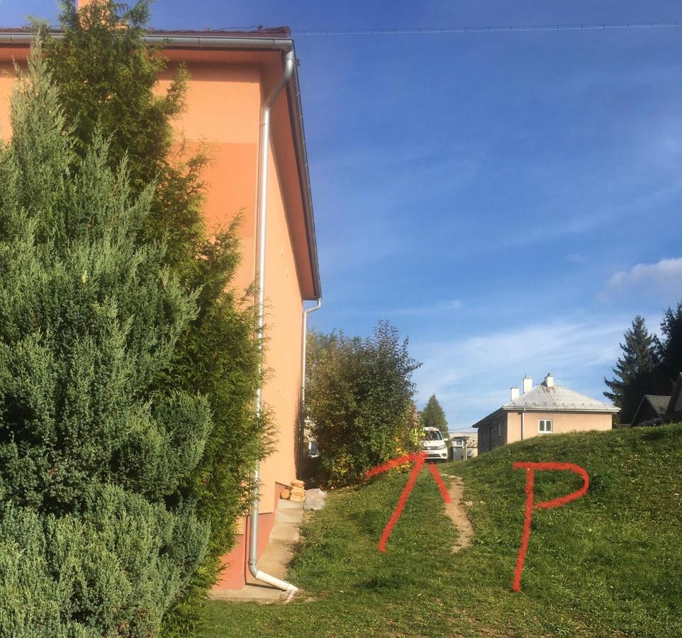 Apartman Monya Turcianske Teplice Exterior photo